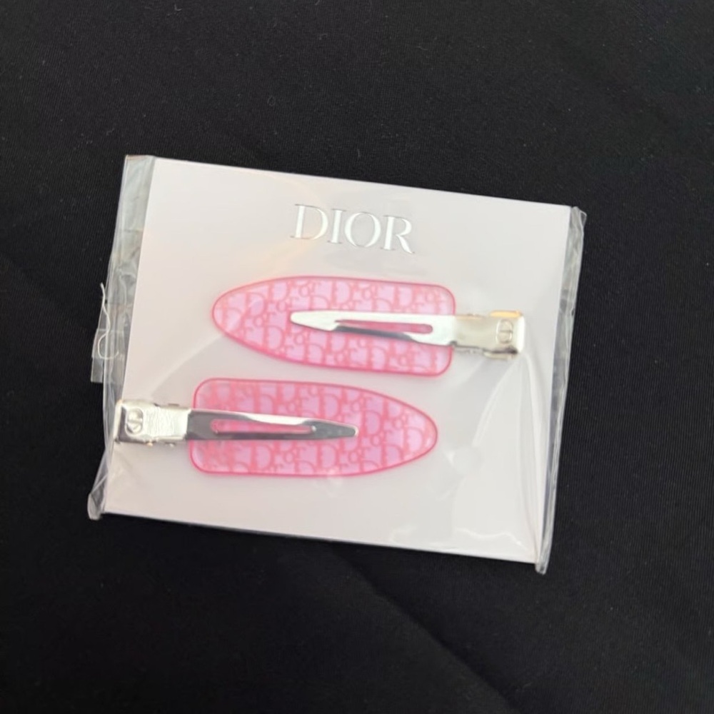 Dior beaute hair clips